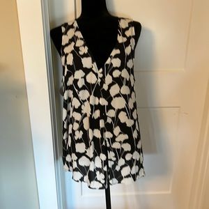 Vincent Camuto blouse - Excellent condition